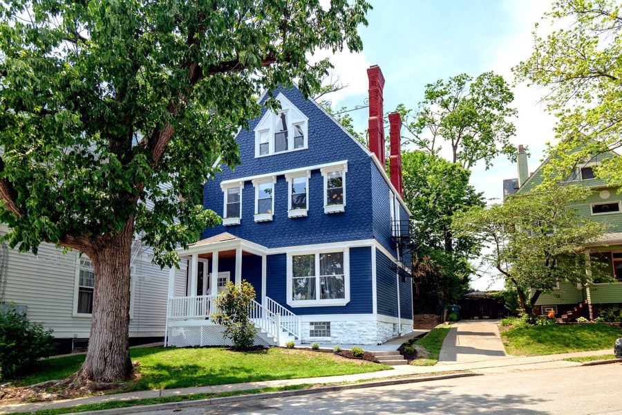 Completely renovated and split into three separate apartments. There are steps up to the front door, and a back entrance off the sidewalk with only one step — The Whole 3-Unit Building, East Walnut Hills, Cincinnati
