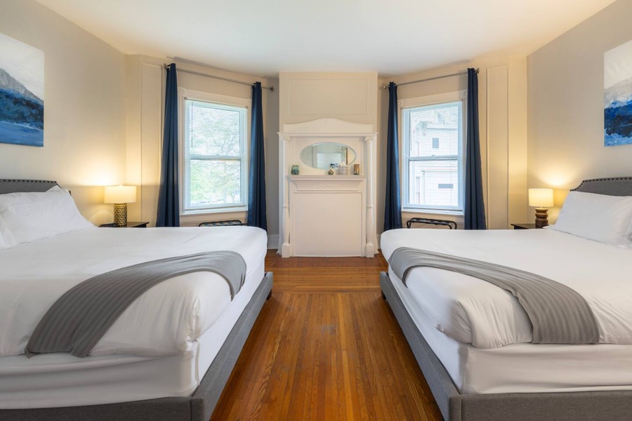 Unit 2 large bedroom, with 2 queen beds